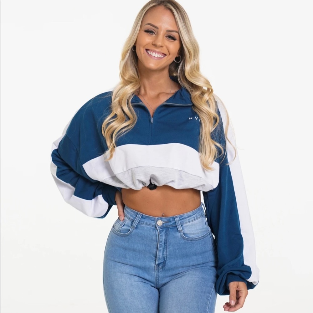 🆕 Varsity Blue Cropped Pullover 12/05/2020